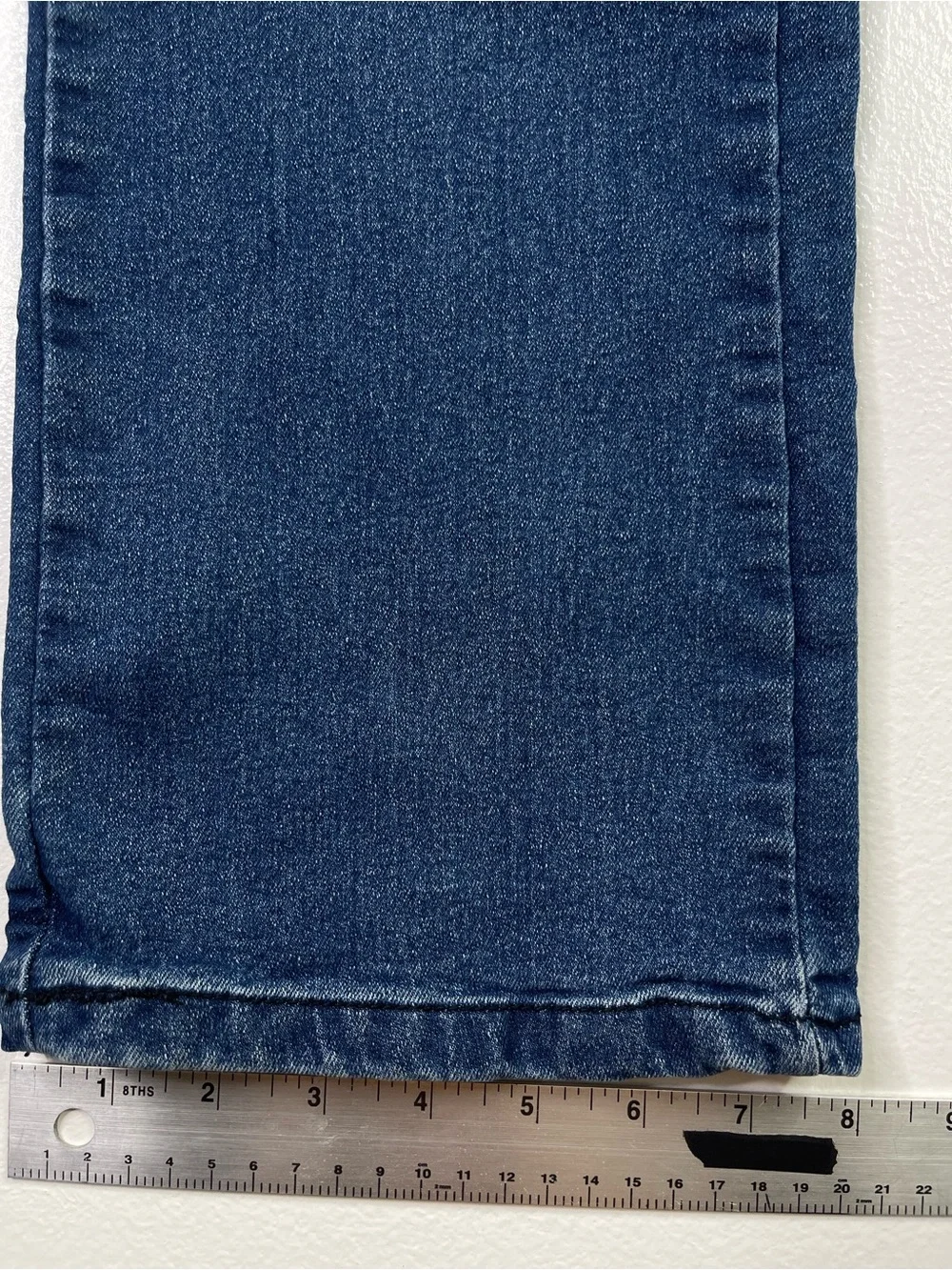 True Religion Kids Cargo Straight Leg Medium Wash Jeans Size M (10/12)